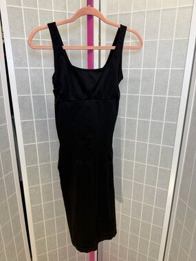 Shapellx Classic Black Sleeveless Scoop Neck Shaper